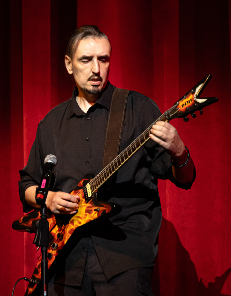 adult-guitar-6
