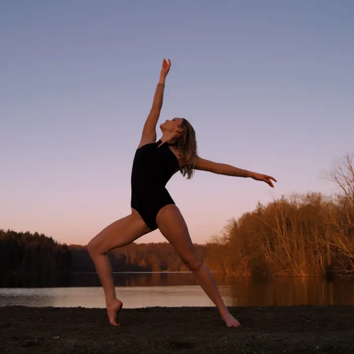 dance-r3